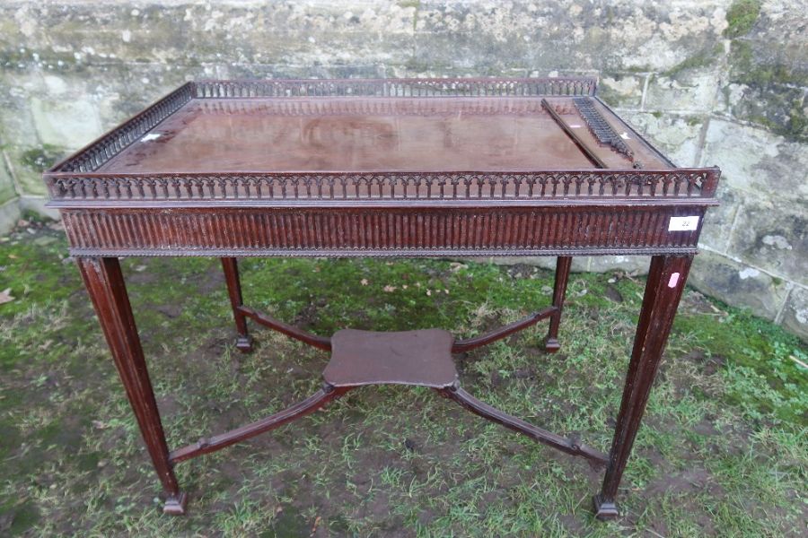 A Georgian design silver table, with arched pierced gallery, af, fluted frieze and raised on four - Image 3 of 5