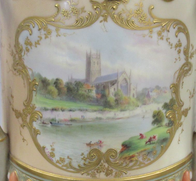 A Royal Worcester presentation trophy, decorated with three panels painted with fruit and a view - Image 3 of 8