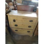 A  chest of drawers, 32ins x 17ins, height 31.5ins