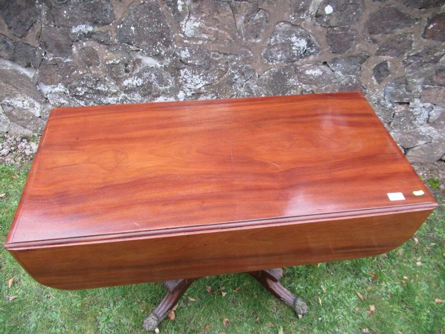 A 19th century mahogany Pembroke table - Bild 2 aus 3