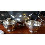 A Mappin & Webb silver three piece tea set, weight 26oz all in