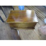 A modern blanket box, 33ins x 21.5ins, height 16.5ins