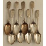 A set of eight fiddle pattern tea spoons, engraved with a W, London 1835, weight 6oz