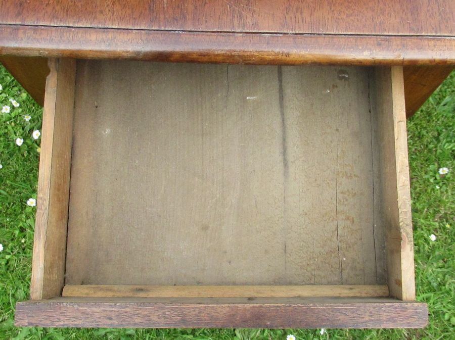 A 19th century mahogany Pembroke table, fitted with an end drawer, 35ins x 32ins - Image 3 of 4