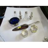 A collection of hallmarked silver, to include a Kings pattern cake server, two napkin rings etc (35,