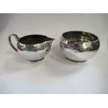 A Hukin & Heath silver jug and sugar bowl, Birmingham 1936, weight 8oz (10)