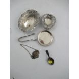 A collection of hallmarked silver, to include two pierced dishes, weight 4oz, together with a babies
