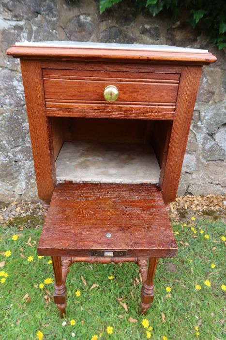 A marble top pot cupboard, top 14ins x14ins , height 34ins - Image 4 of 4