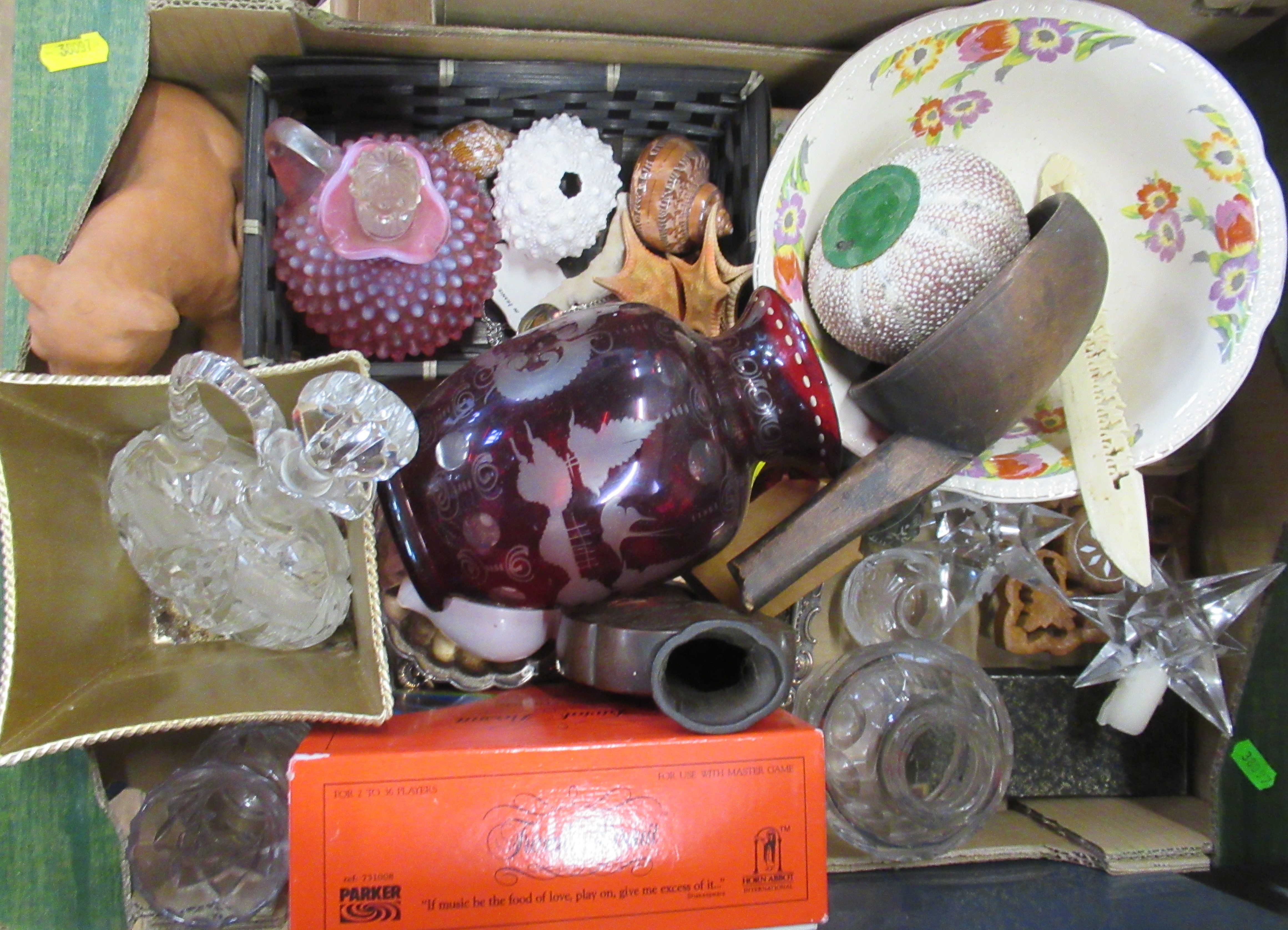 Three boxes of mixed sundries, to include tea ware, dishes, vases etc - Image 3 of 3