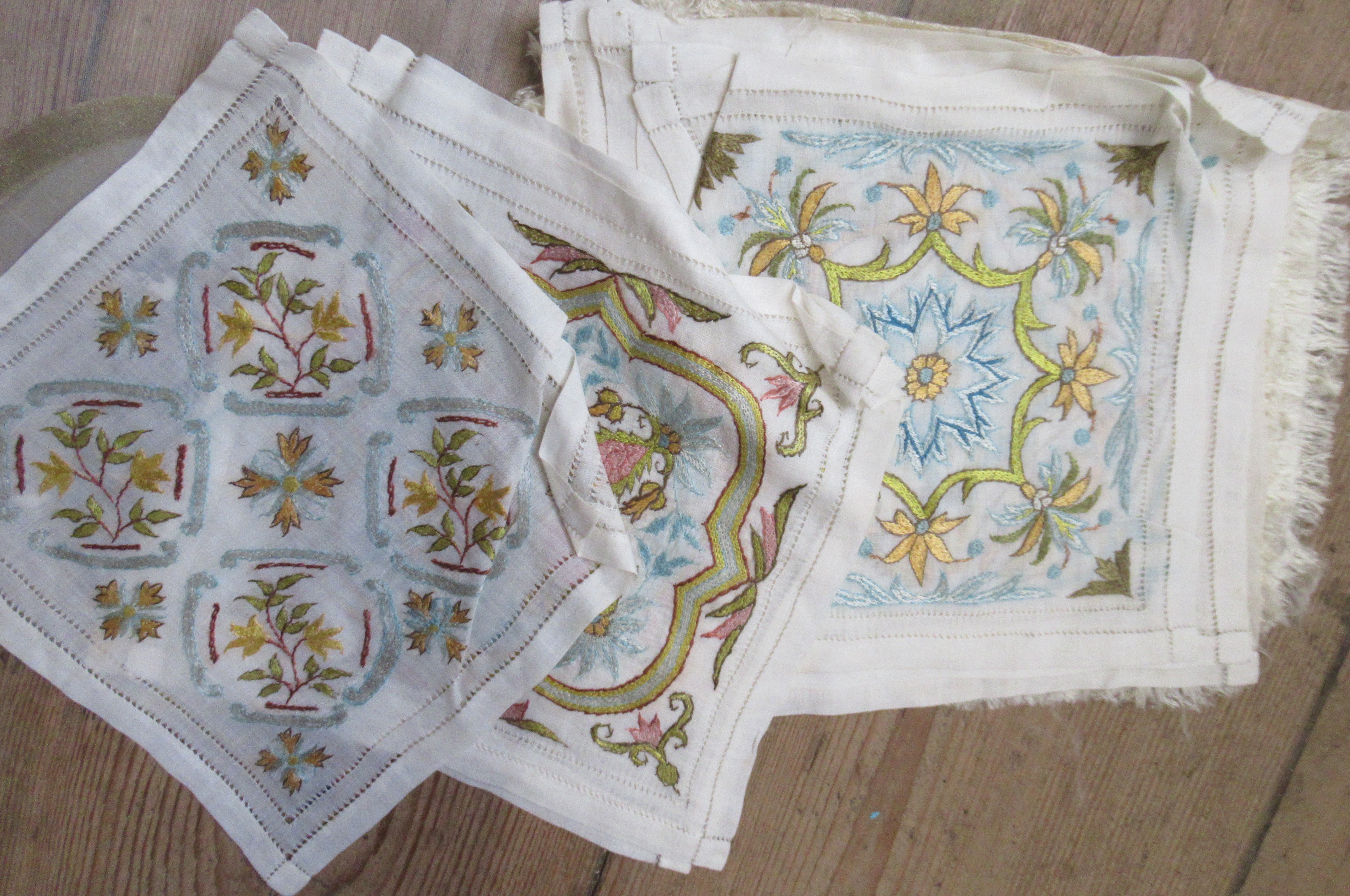 A box of silks and lace, some of the silks are decorated with Eastern figures - Image 3 of 5
