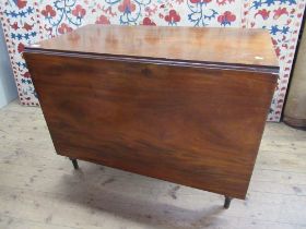 A 19th century mahogany gate leg table, width 39ins