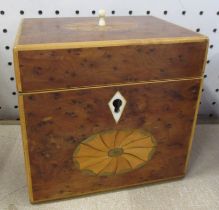 A 19th century yew wood tea caddy, with inlaid decoration  7LW9TYXY