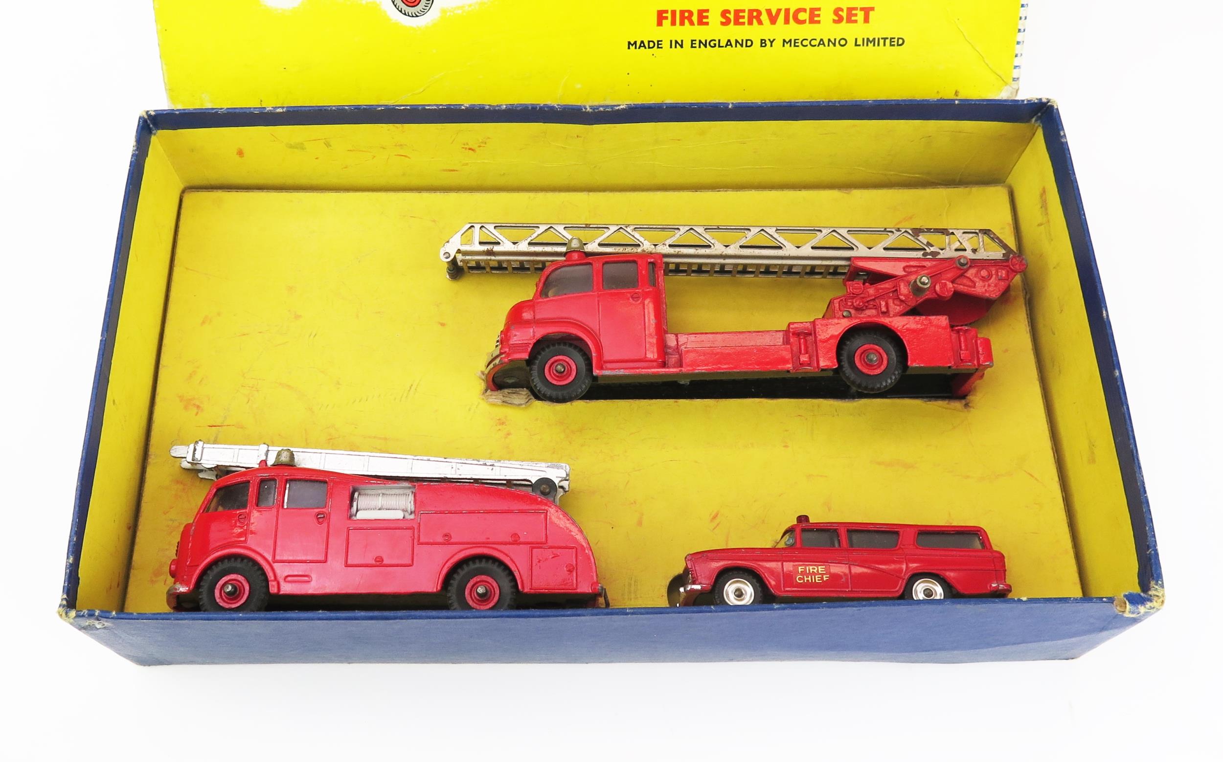 Dinky 957 Fire Service Set with 257 Nash Rambler Canadian Fire Chief, 955 Commer Fire Engine and 956 - Image 2 of 2