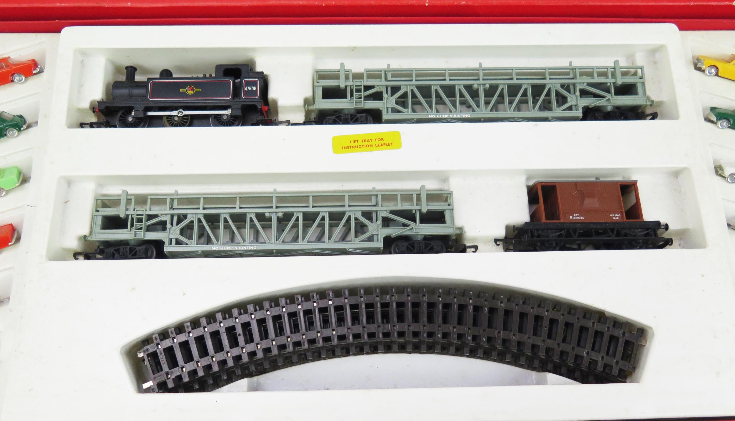 Triang Hornby OO Gauge RS62 Car-A-Belle Train Set with unusual white plastic tray, Class 3F Jinty - Image 2 of 4