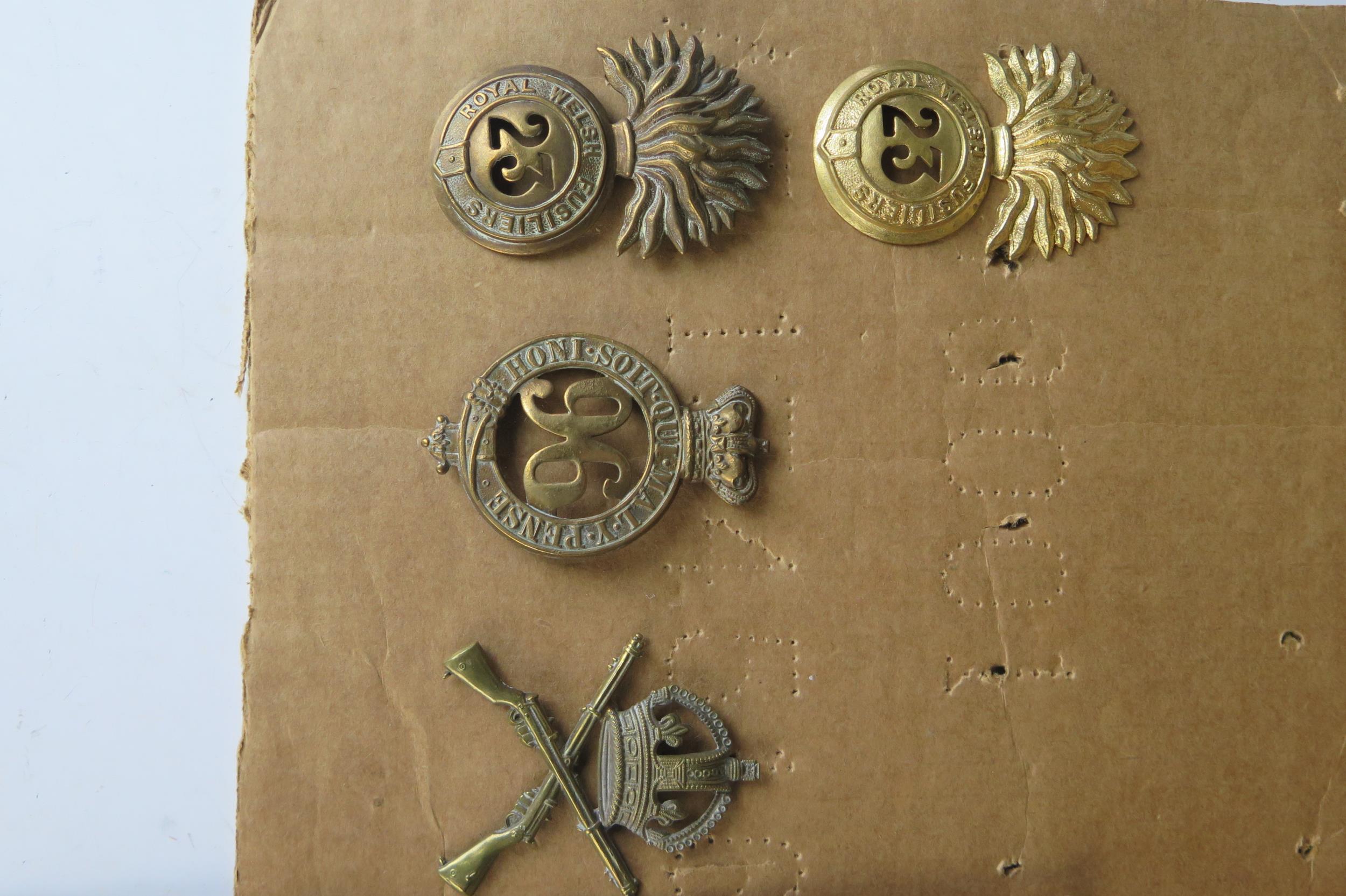 Collection of Military Cap Badges including 102 and 104 Bengal Fusiliers, Mine Clearance Service, - Image 5 of 10