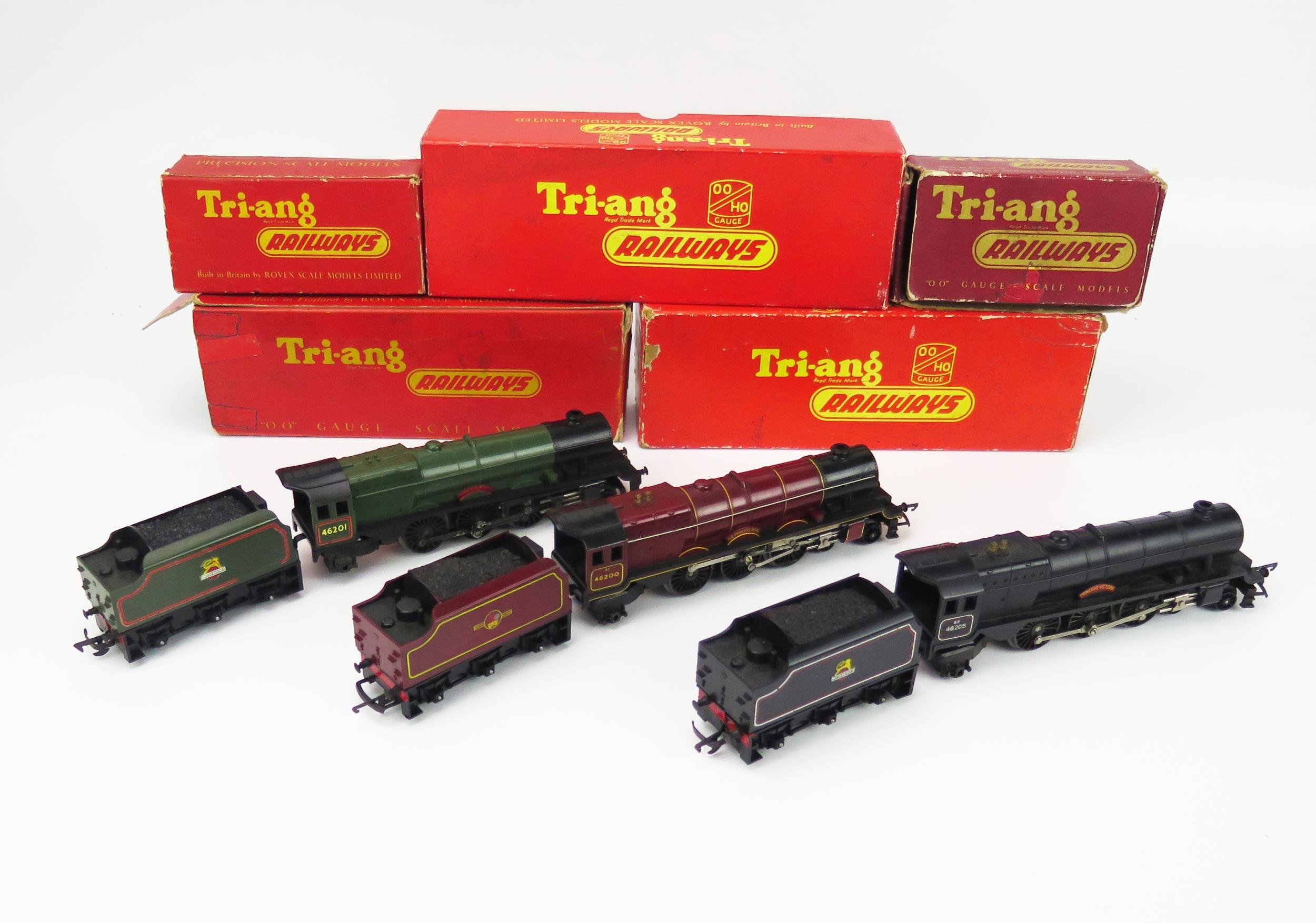 Triang Railways OO Gauge 4-6-2 Princess Class Locomotive and Tender trio - (1) R50 "Princess - Image 2 of 2