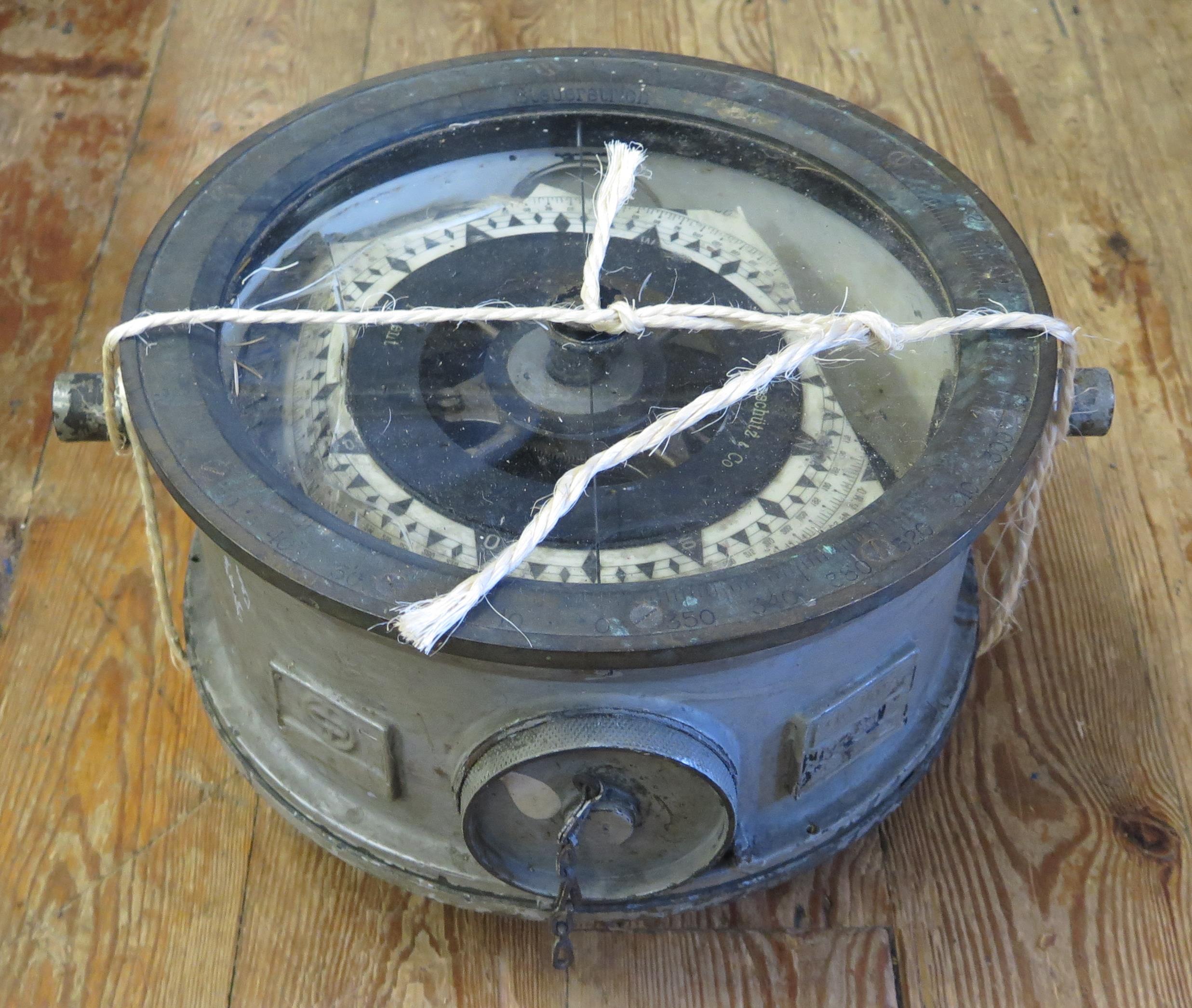A World War I German Naval ship Anschutz & Co gyrocompass, with bronze chapter ring and glass - Image 2 of 3