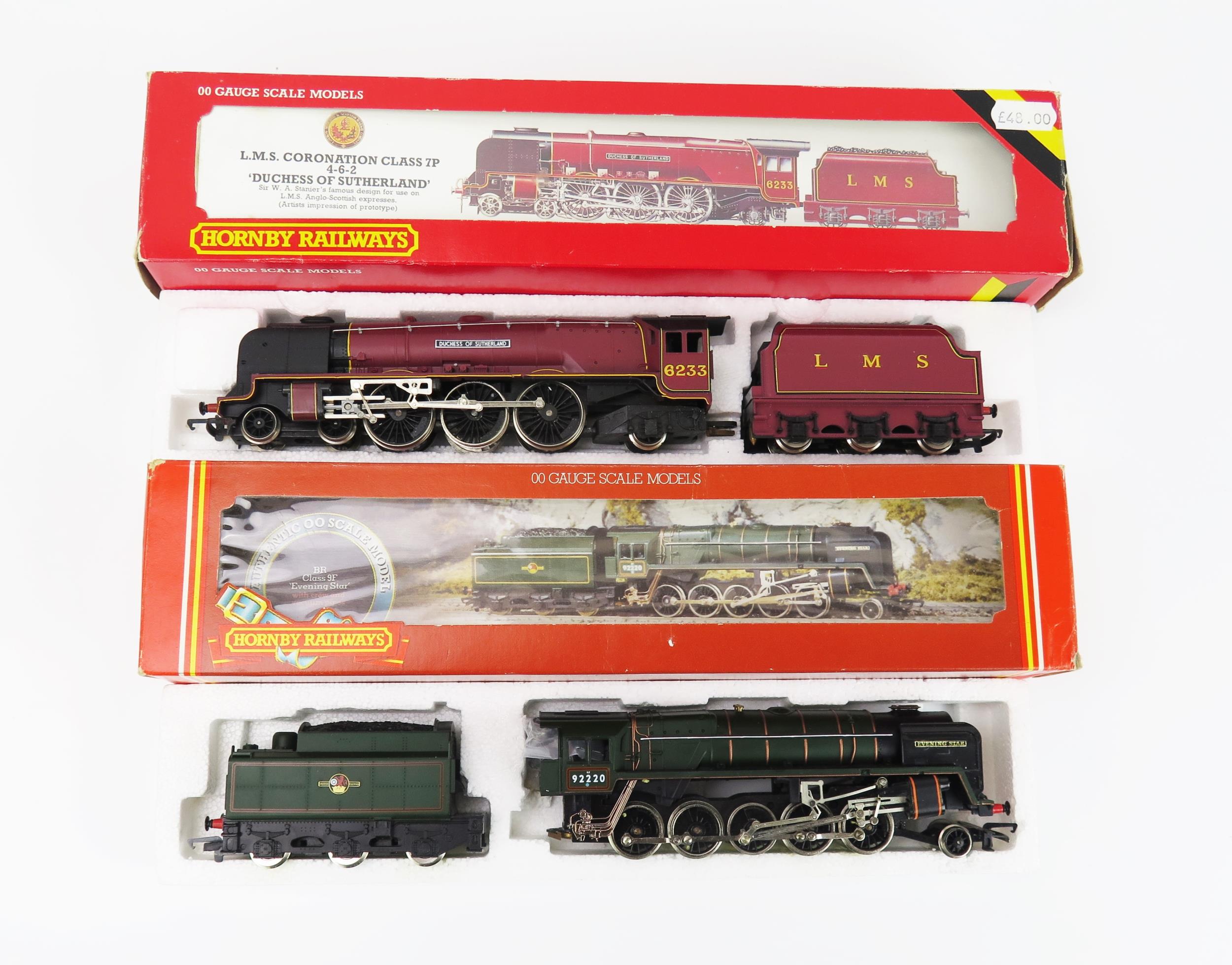 Hornby Railways OO Gauge Loco and Tender pair - (1) R066 LMS Coronation Class 4-6-2 'Duchess of