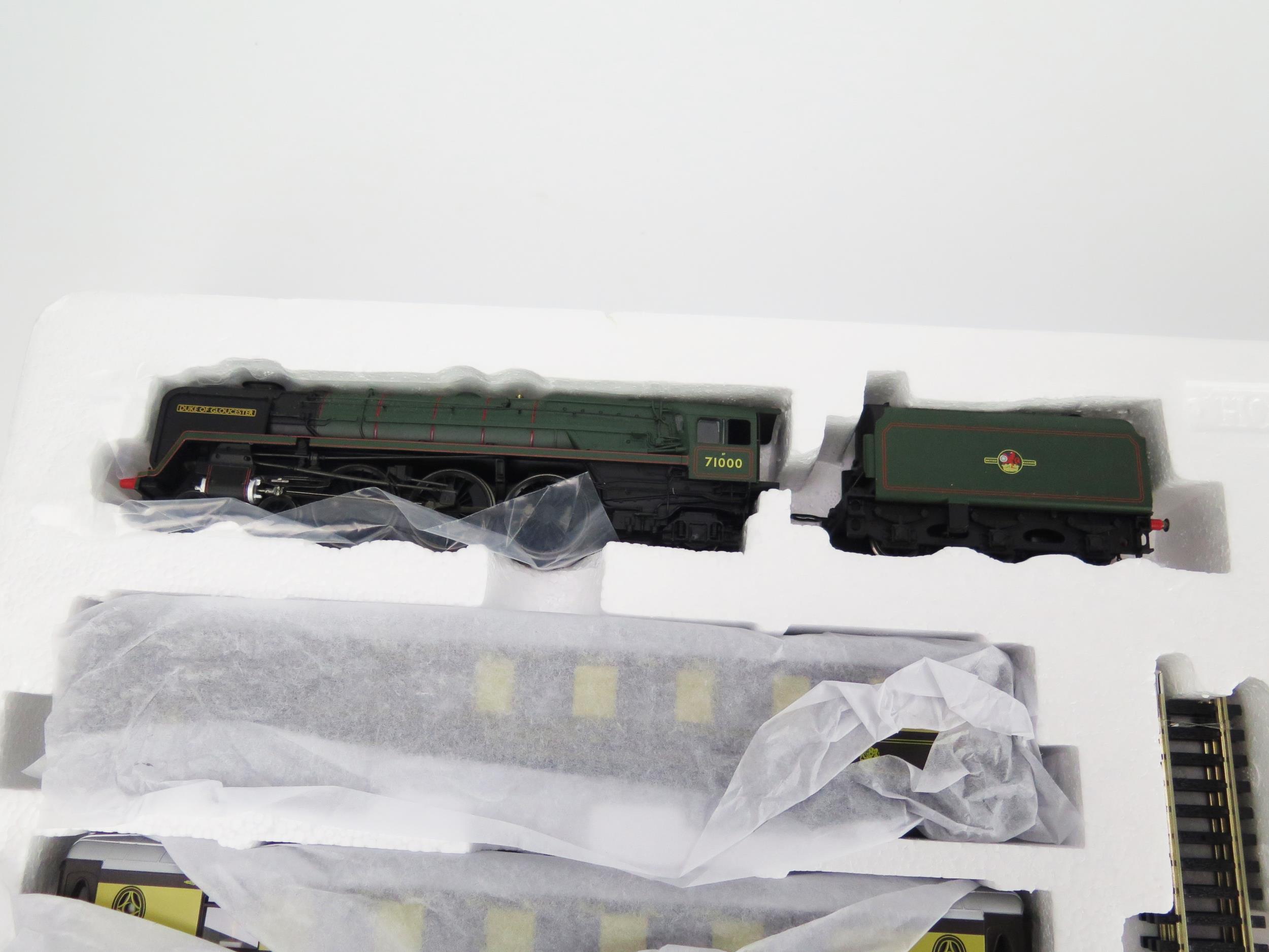 Hornby OO Gauge R1177 Gloucester City Pullman Train Set, DCC Ready - excellent in box - Image 2 of 4