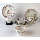 Mixed Lot of 18th Century Newhall Porcelain, comprising of tea bowl and saucer pattern 22, tea bowl,