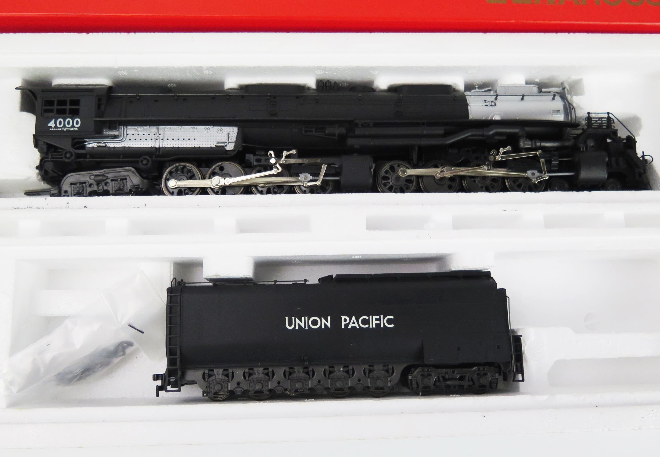 Rivarossi HO /OO Gauge 5412 Union Pacific 4-8-8-4 Big Boy 4000 - excellent in box with card covers - Image 2 of 2