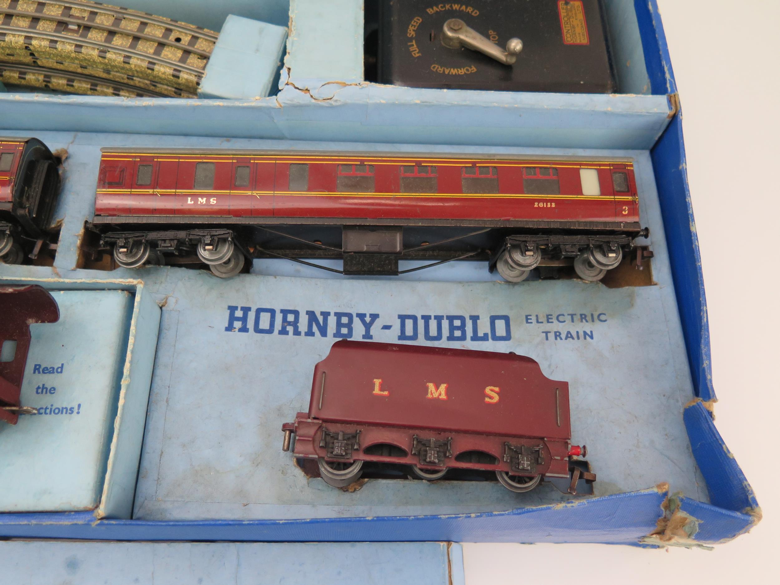 Hornby Dublo OO Gauge EDP2 Passenger Electric Train Set - "Duchess of Atholl" 4-6-2 3-Rail Loco - Image 3 of 4