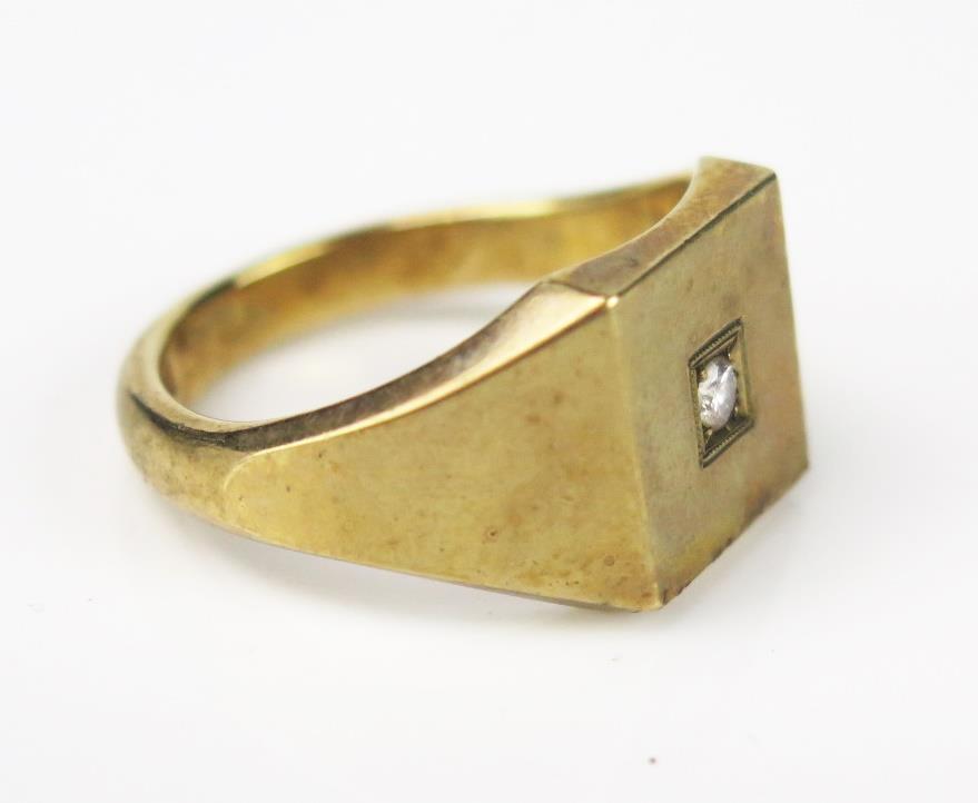 A 9ct Gold Gentleman's Signet Ring, with small diamond inset, Birmingham hallmark, ring size U.5 - Image 2 of 2