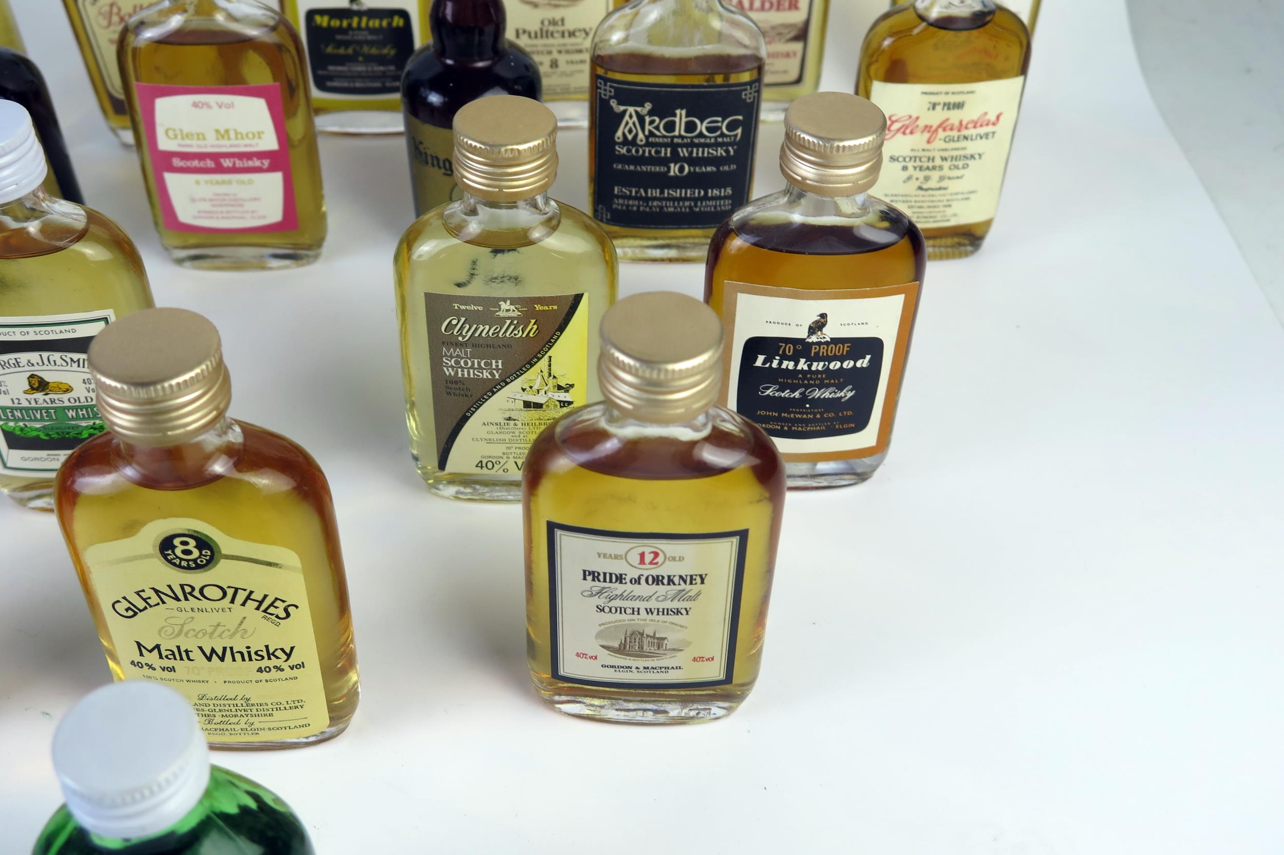 21 Miniature Bottles of Whisky including Glen Grant 12, Laphroaig 10, Glenfarclas 8, Clynelish 12, - Image 4 of 6