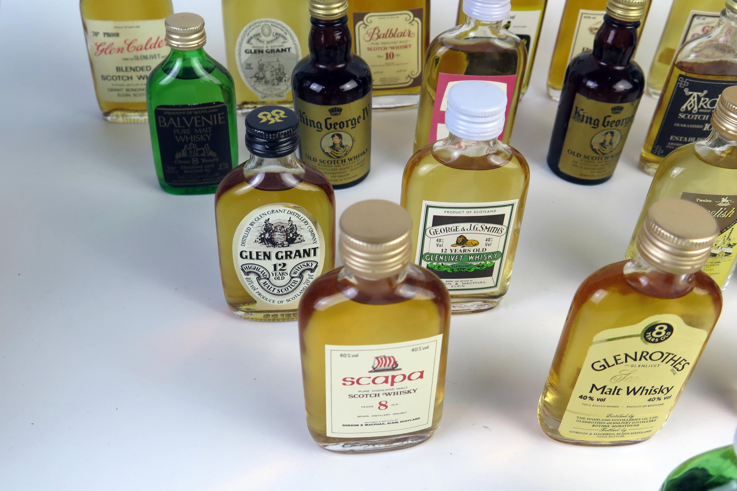 21 Miniature Bottles of Whisky including Glen Grant 12, Laphroaig 10, Glenfarclas 8, Clynelish 12, - Image 5 of 6