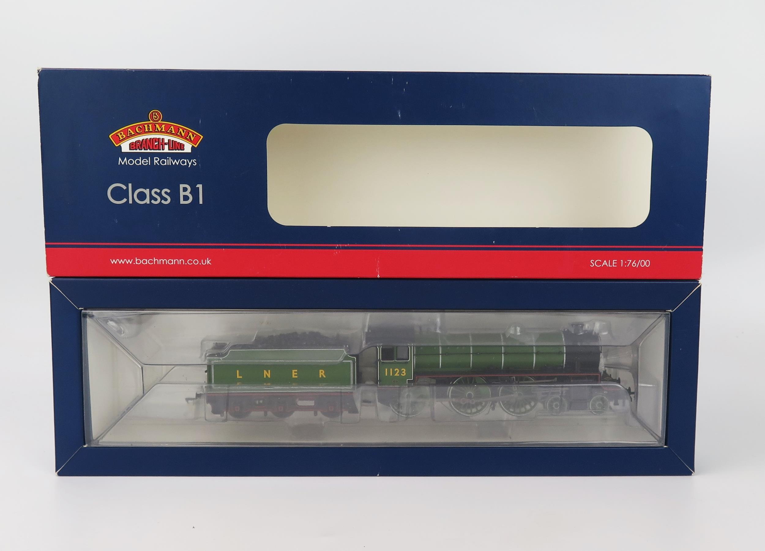 Bachmann OO Gauge 31-715 Class B1 No.1123 LNER Green 8DCC - excellent in box