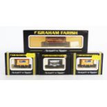 Graham Farish N Gauge 371-002 Class 08 Diesel Shunter - 08933 EWS and 3 Hopper Wagons - excellent in