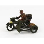 Britains WW2 Motor Machine Guns Corps Motorbike with non-revolving wheels - good (missing gunner)