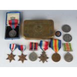 A World War One pair to R-7789. PTE. W. R. WESTALL. K. R. RIF.C. Victory Medal and 1914-15 Star,