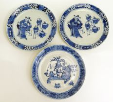 A pair of 19th century Chinese blue and white 'Lantern Festival' pattern plates, 21.5cm diameter