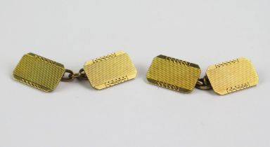 A Pair of 9ct Gold Cufflinks with engine turned decoration, Birmingham 1948, A&W, 6.9g