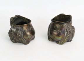 A pair of Japanese bronze vases in the form of toads with gaping mouths, one with a liner, 10cm high