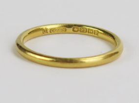 A 22ct Gold Wedding Band, 2mm wide, size L, Birmingham 1939, 2.26g