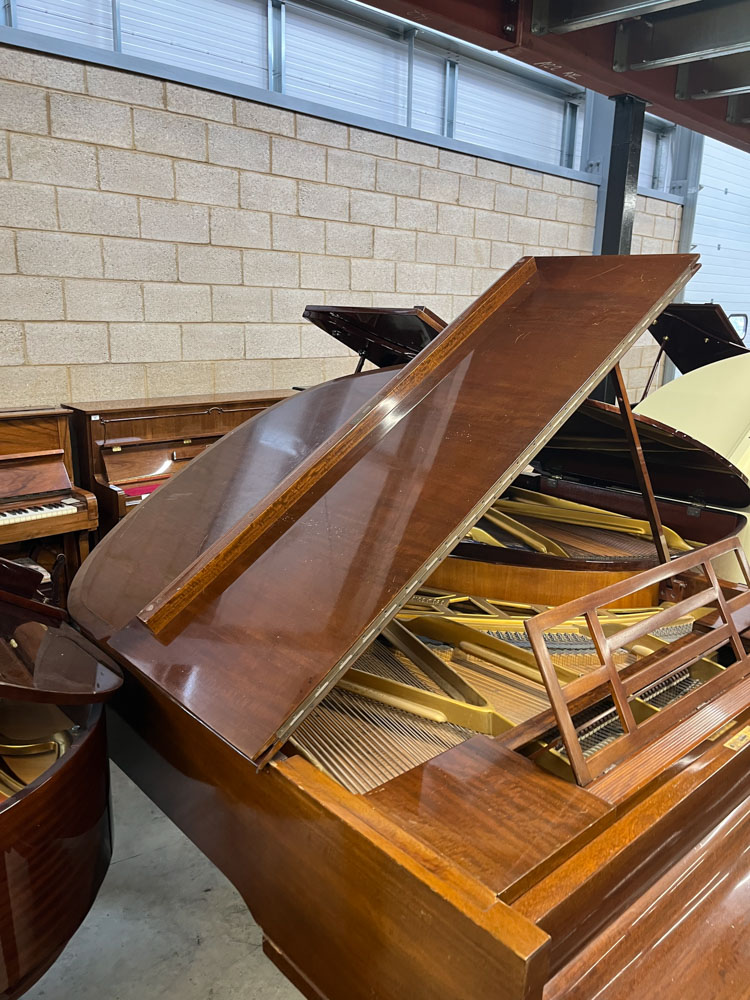 Blüthner (c1930) A 5ft 5in Model 4A grand piano in a mahogany case on square tapered legs; - Image 7 of 10