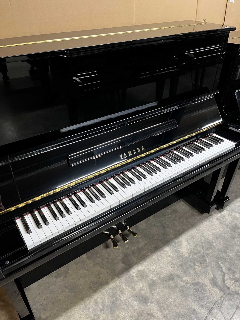 Yamaha (c1987) A 131cm Model U30BL upright piano in a traditional bright ebonised - Image 2 of 4