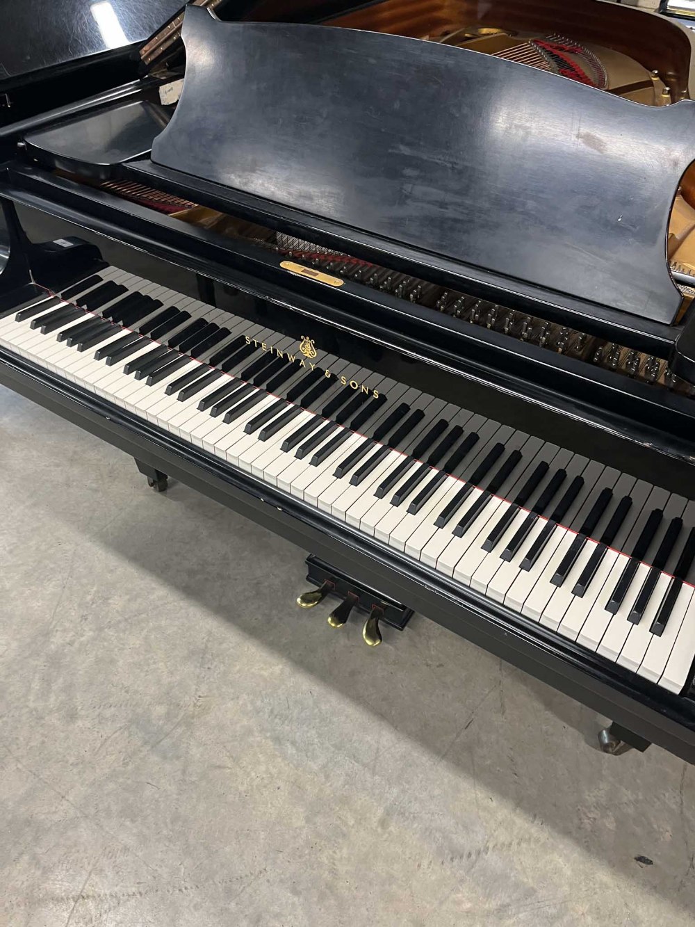 Steinway (c1973) A 6ft 11in Model B grand piano in a satin ebonised case on square tapered legs. - Image 2 of 9