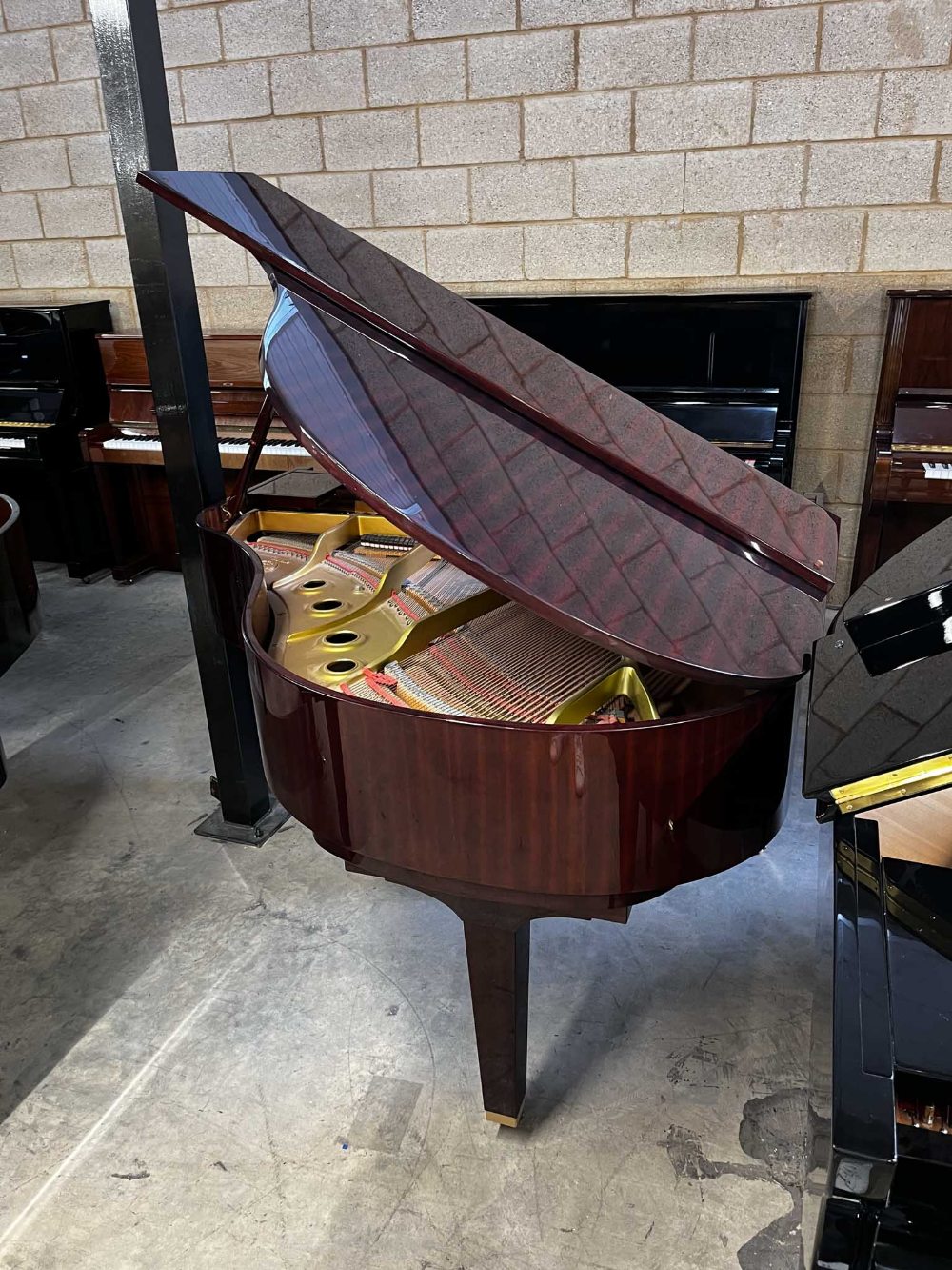 Yamaha (c2006) A 5ft Model GB1 grand piano in a bright mahogany case on square tapered legs. - Image 6 of 7