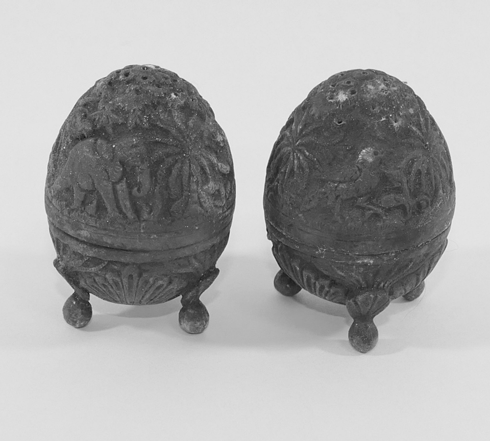 This lot has been withdrawn - A pair of Indian silver egg-shaped pepperettes/pounce pot, another - Image 3 of 3