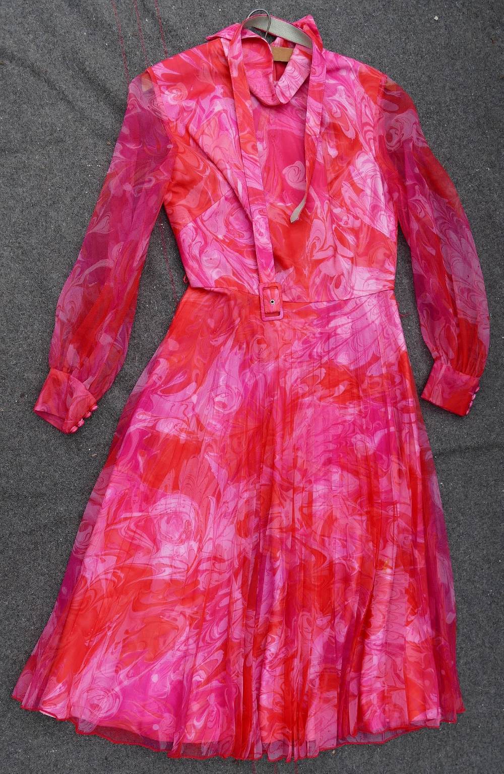 A Peggy French Couture pink jacket and dressCONDITION REPORTS & PAYMENT DETAILSIMPORTANT * - Image 2 of 2