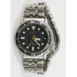 A gentleman's Seiko Scuba Diver's 5H26 - 7A1A 200m wrist watch, the black dial with date/day