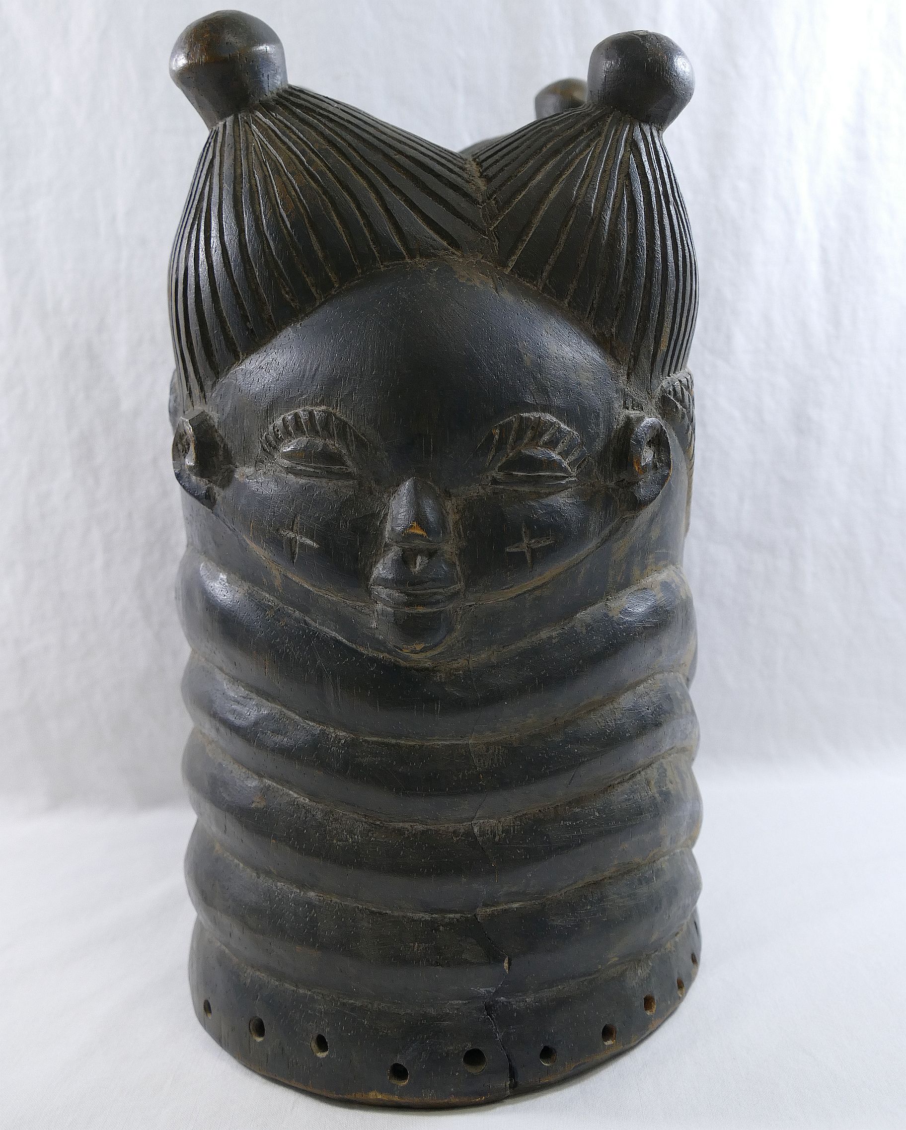 An African Mende carved helmet mask from Sierra Leone, carved with two faces (front and back), - Image 5 of 6