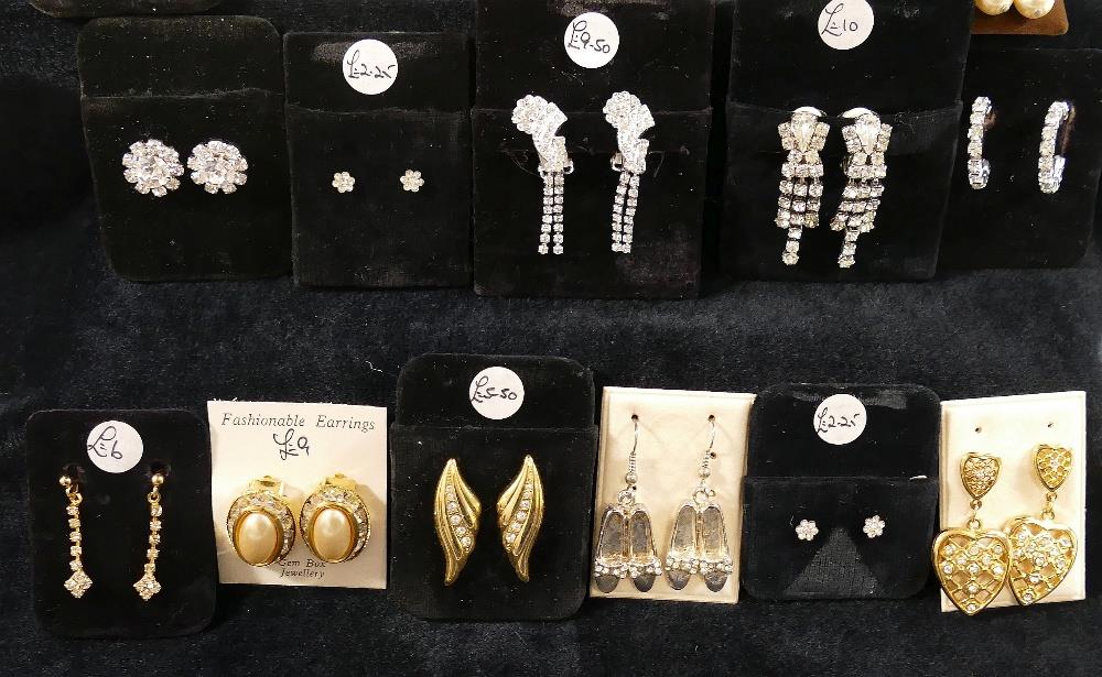 A large collection of 20th century paste set jewellery including brooches, necklaces, earrings and - Image 4 of 5