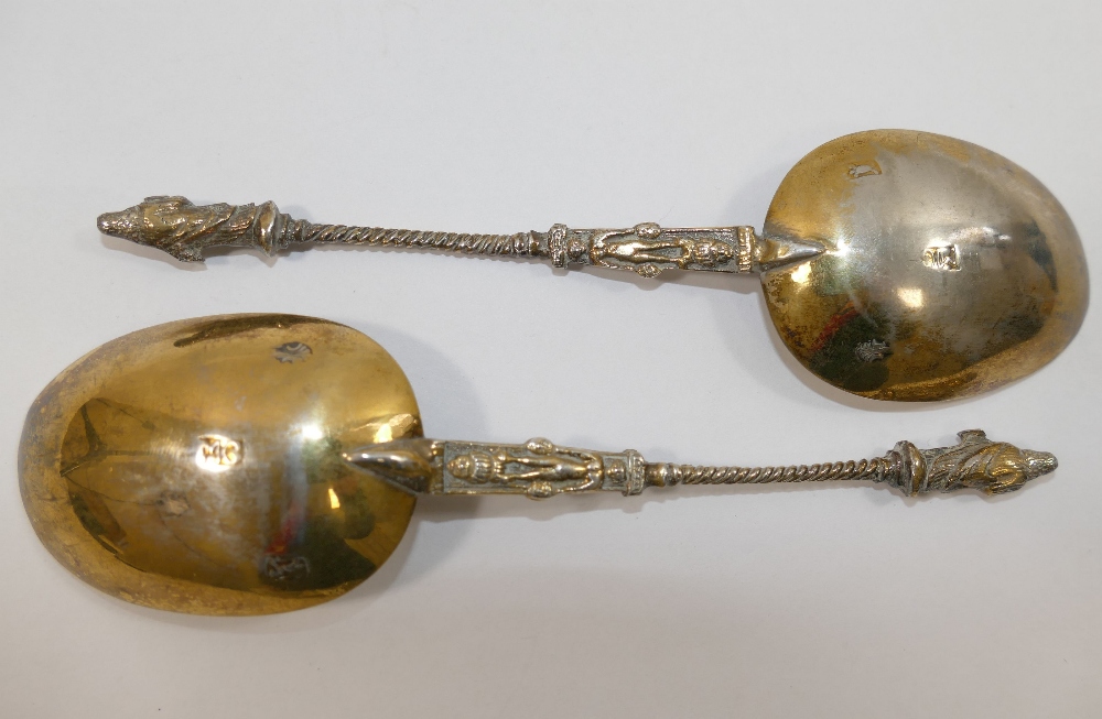 A pair of Continental gilded apostle spoons, 17cm long, 2.9ozt, 90.3g CONDITION REPORTS & PAYMENT - Image 2 of 2