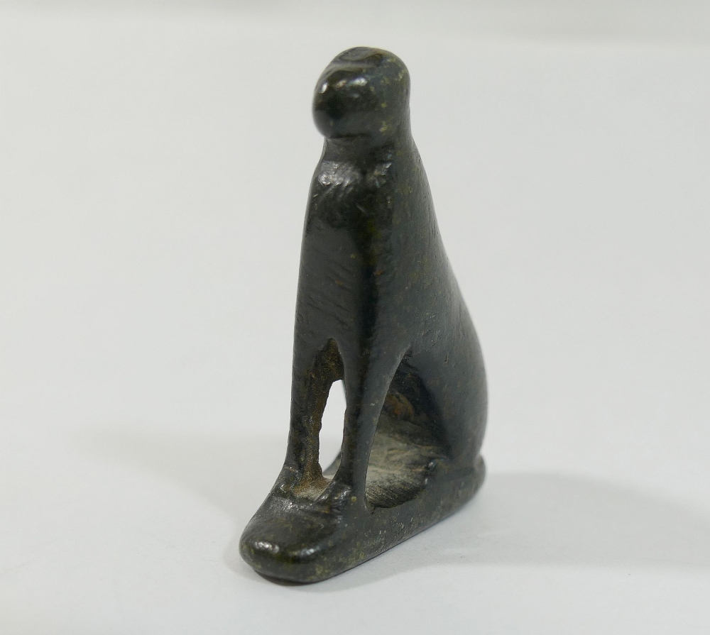 A small Egyptian carved stone Bastet cat amulet, 4.7cm high CONDITION REPORTS & PAYMENT DETAILS - Image 3 of 3