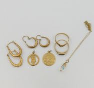 A small quantity of 9 carat gold and yellow metal jewellery stamped '375', '9K' or '9CT',