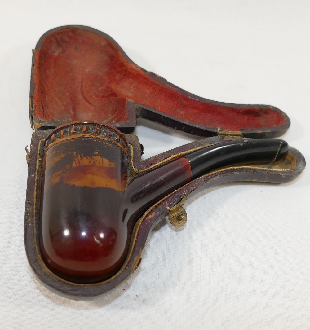 A collection of tobacco pipes, comprised of a Goldies Ltd meershaum pipe with silver collar, - Image 5 of 6